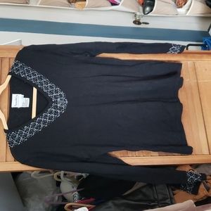 Black wool blend Pamela mccoy sweater with beating around neck and sleeves M